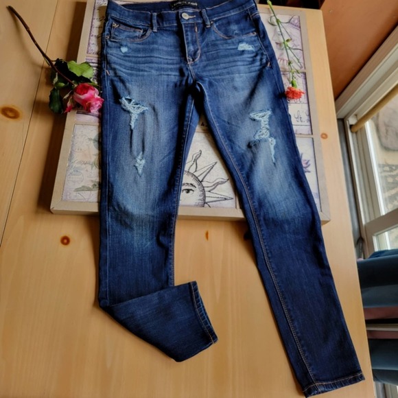 Express Distressed Stretchy Skinny Jeans - Picture 6 of 8
